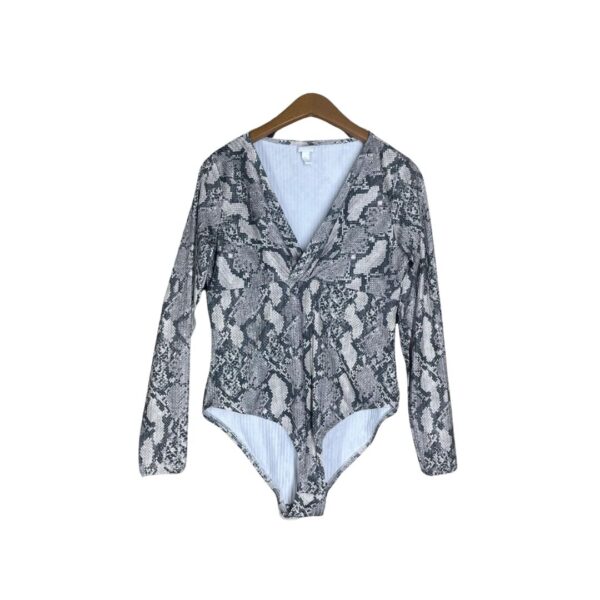 H&M bodi sa sivim zmijskim printo. Beograd