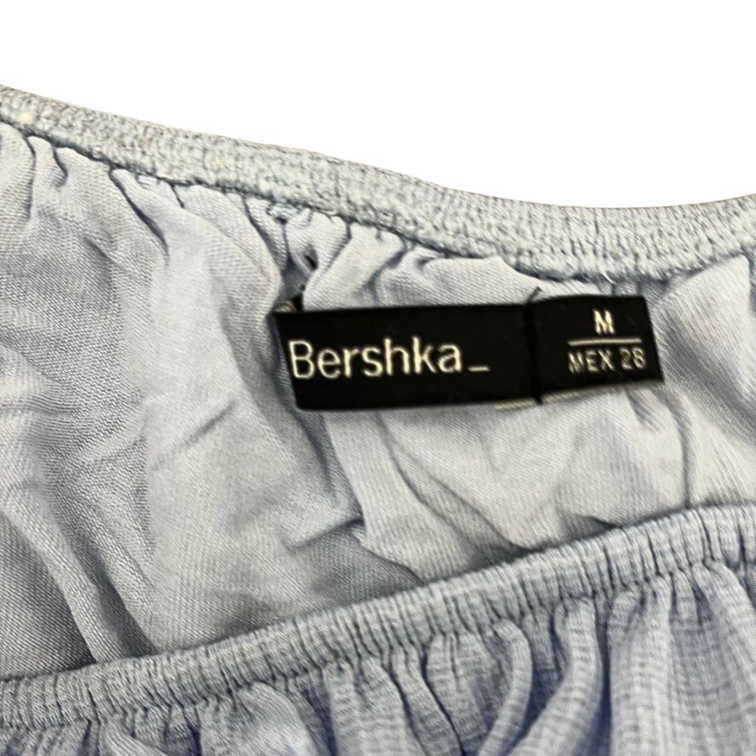 Bershka top etiketa. Prodaja polovne garderobe