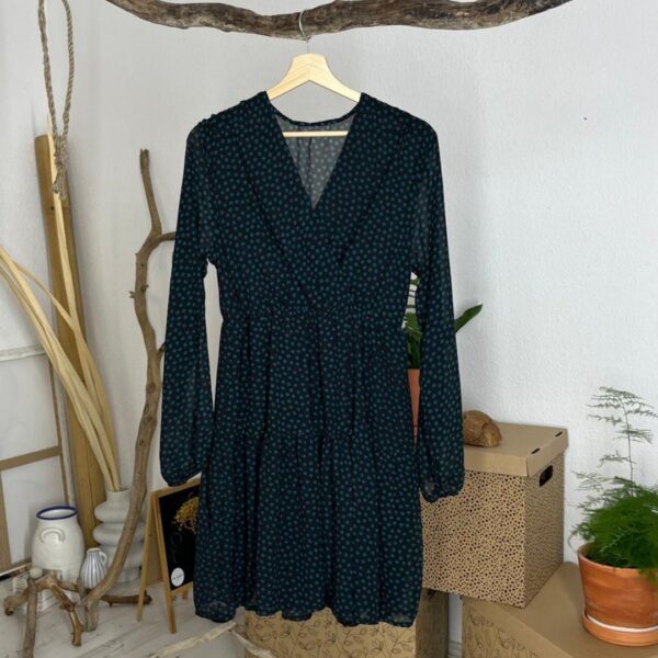 Crna haljina sa zelenim tufnama Made in Italy; second hand Srbija