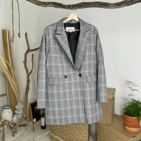 Karirani ženski sako Pull&Bear; prodaja žesnek garderobe