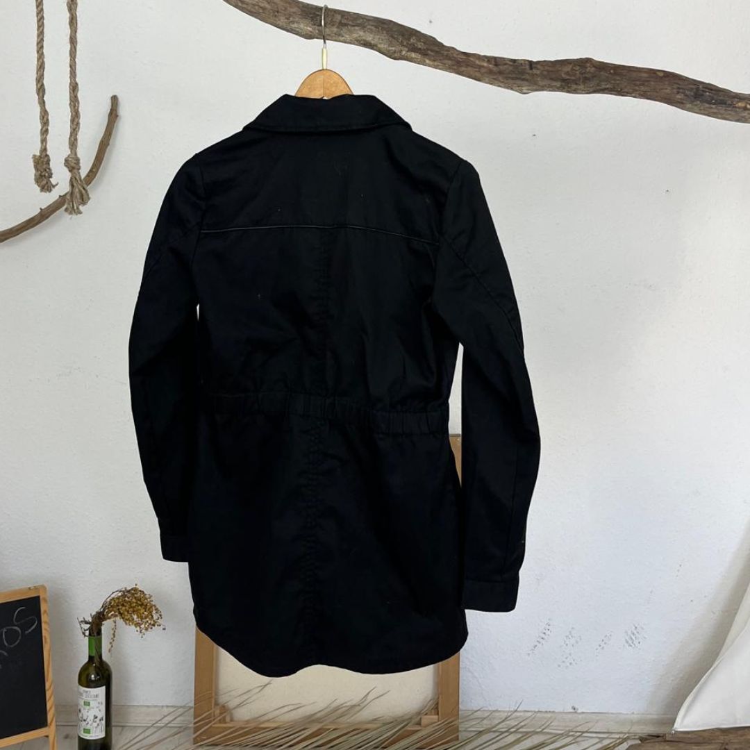 Crna ženska jaknica Vero Moda; second hand garderoba