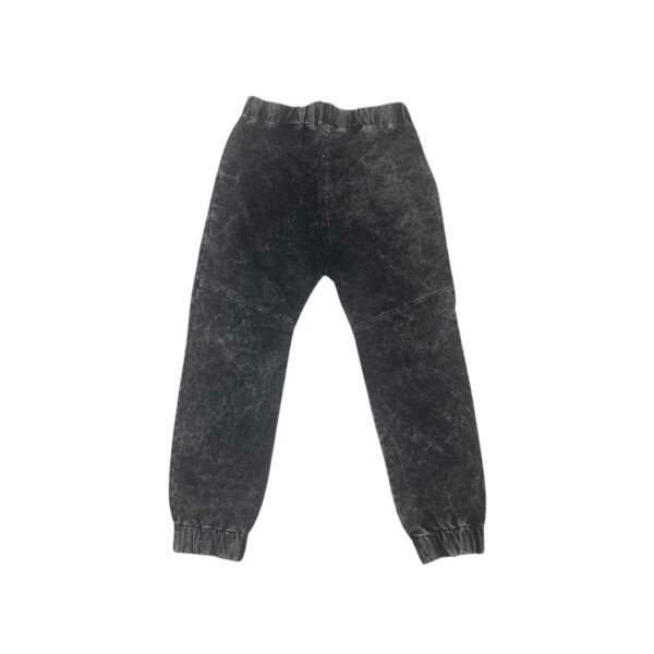 Crne ženske pantalone; prodaja second hand odeće