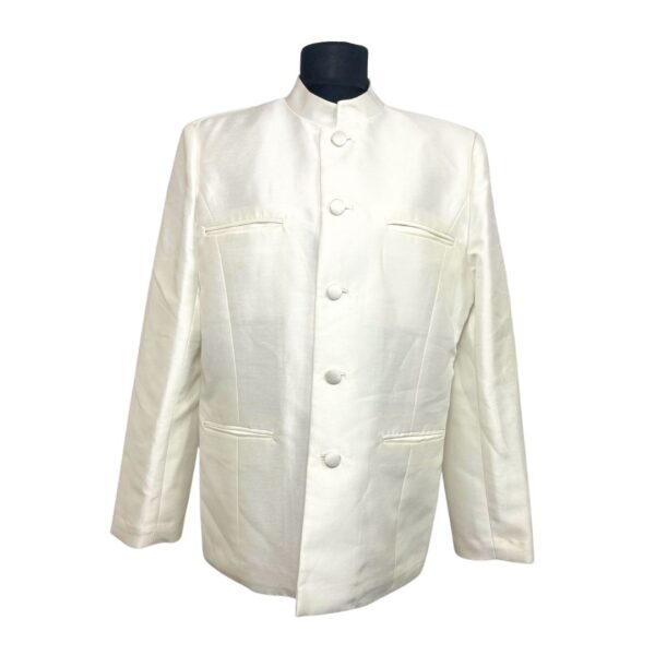 Elegantan beli sako